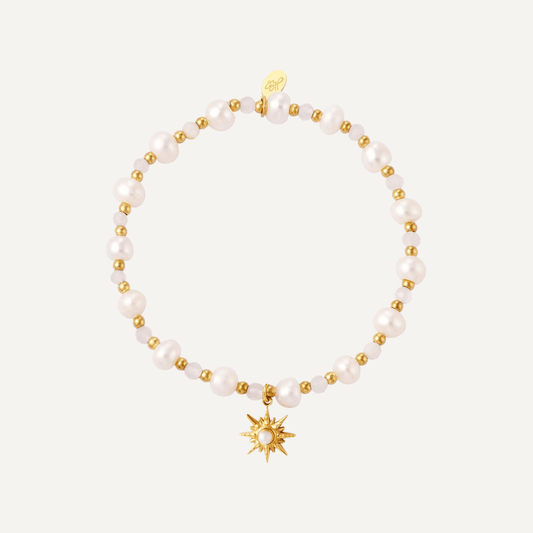 Bracciale Perla con pendente a forma di stella impreziosito da perle d'acqua dolce, Realizzato in acciaio inossidabile, anallergico e resistente all'acqua, Finitura oro - Trinwel.com 