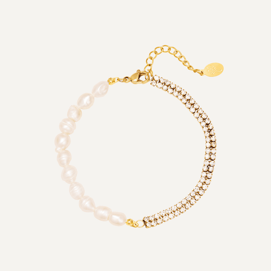 Bracciale Paloma impreziosito da perle d'acqua dolce e pietre di zirconi, Realizzato in acciaio inossidabile, Finitura oro - Trinwel.com