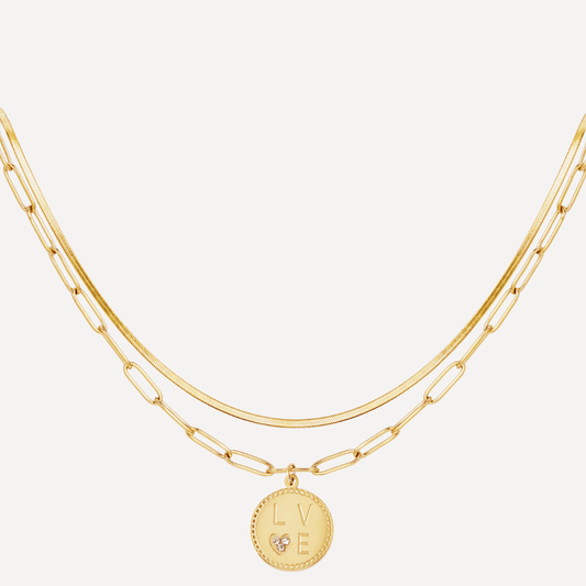 Collana Selena a doppio filo con ciondolo "Love" impreziosito da zircone, Realizzata in acciaio inossidabile, Finitura oro - Trinwel.com